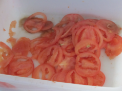 Tomato slices Rebanadas de tomate